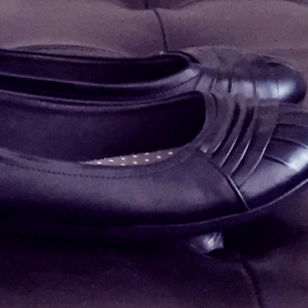 American Eagle Ballet Slip-On Flats
